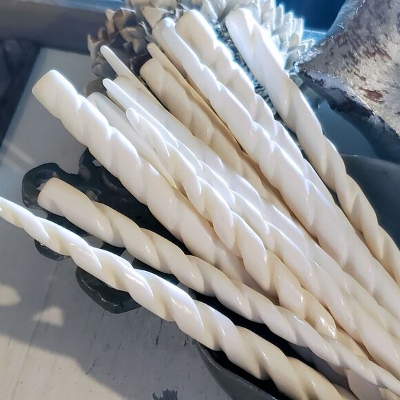 Handcrafted Avant Garde India Off White Carved Twisted Buffalo Bone Hair Stick - Picture 6 of 11